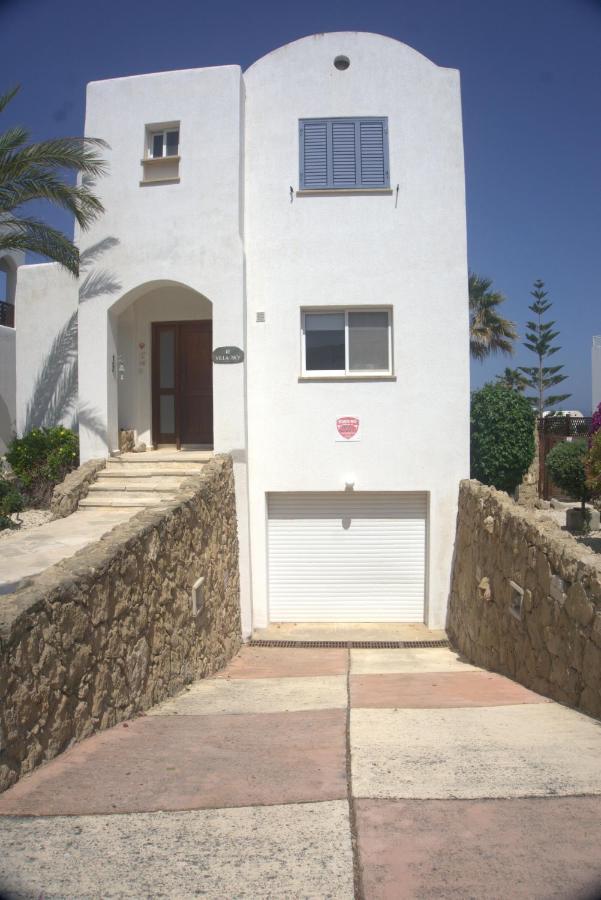 Sky Villa Paphos Bagian luar foto